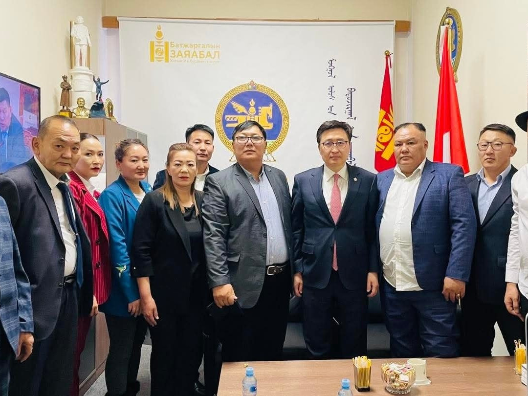 “Шинэ-Улаангом" захын түрээслэгчид гарааны бизнесийг дэмжих хүүгүй зээл олгохыг хүссэн байна