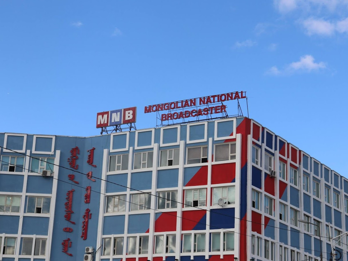 Тусдаа төсөвтэй, орлоготой МҮОНРТ-ийн барилгыг засахад Баянгол дүүргээс 1.9 тэрбум төгрөгийг төсөвлөсөн нь шүүмжлэл дагуулаад байна