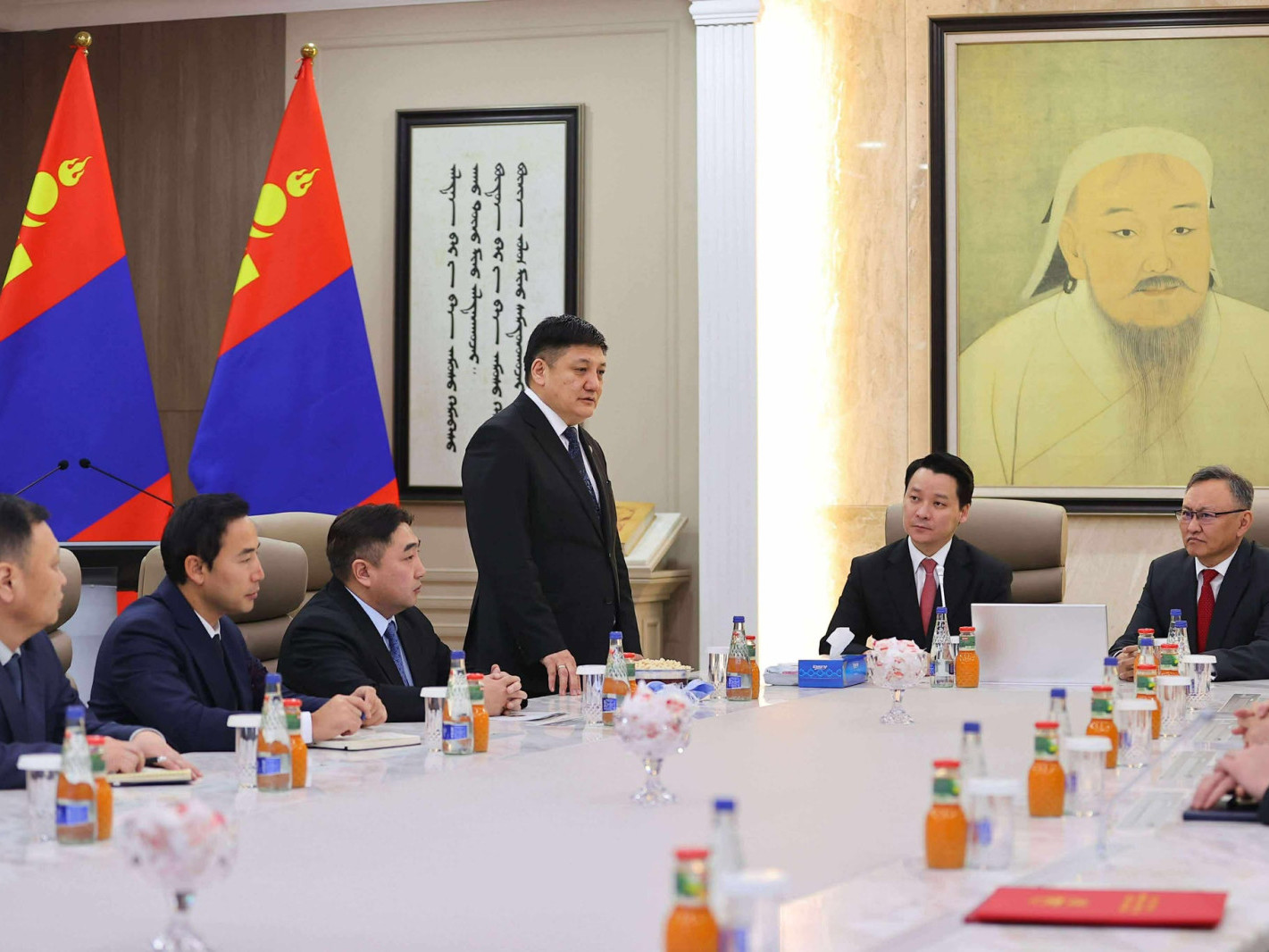 Улсын ерөнхий прокурорын орлогчоор М.Чинбатыг улираан томиллоо