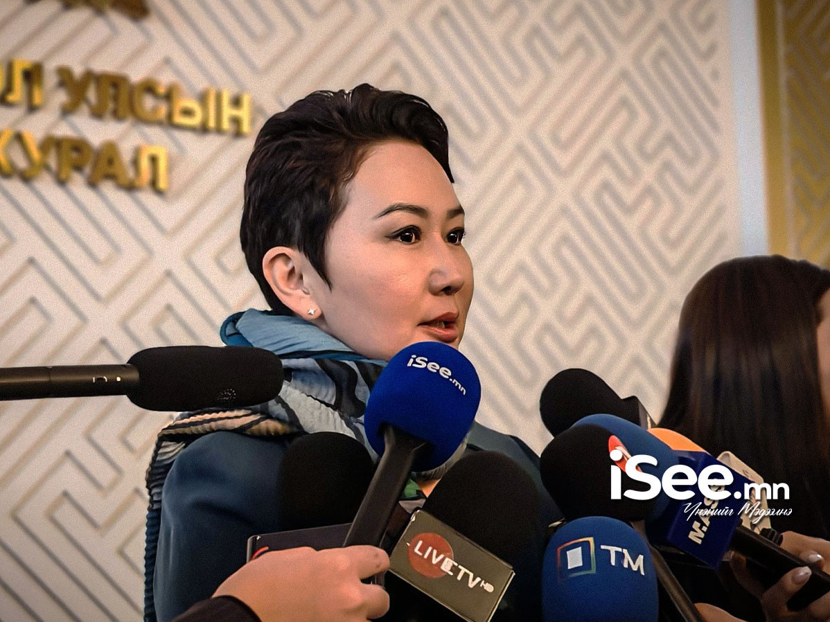 Б.Батцэцэг: БНСУ-д амьдардаг манай улсын иргэд хууль бусаар амьдрах тохиолдол их байдаг учраас бүх иргэдийг визгүй болгох боломжгүй