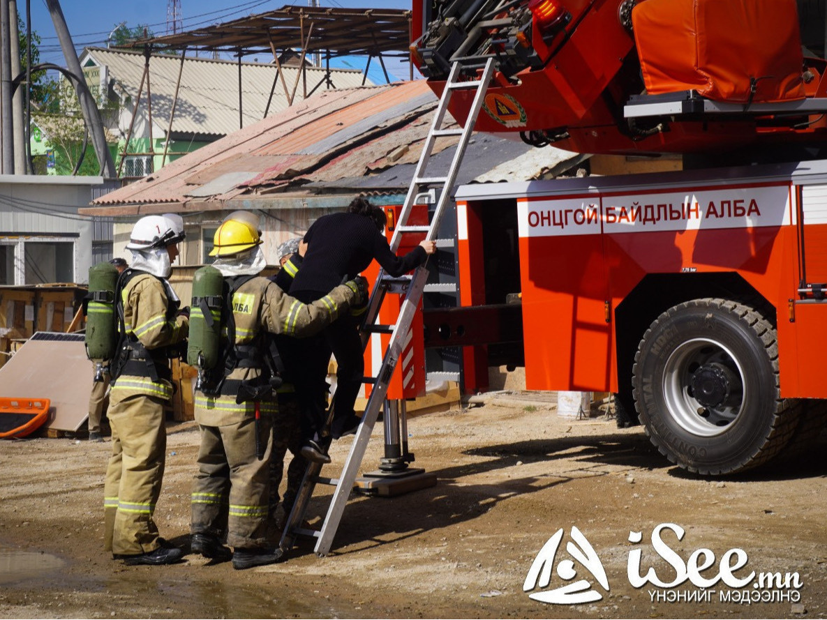 Онцгой байдлын алба хаагчид 4425 иргэний амь насыг авран хамгаалжээ