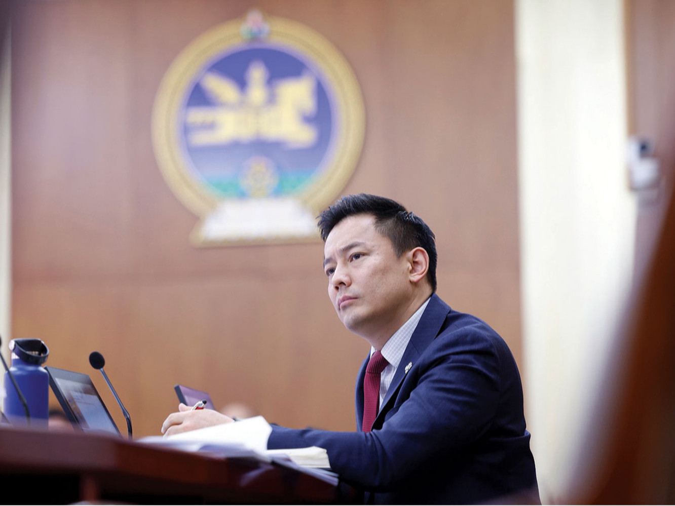 Оюу толгой бүлэг  сонсголын мөрөөр авч хэрэгжүүлэх арга хэмжээний тухай УИХ-ын тогтоолыг баталлаа 