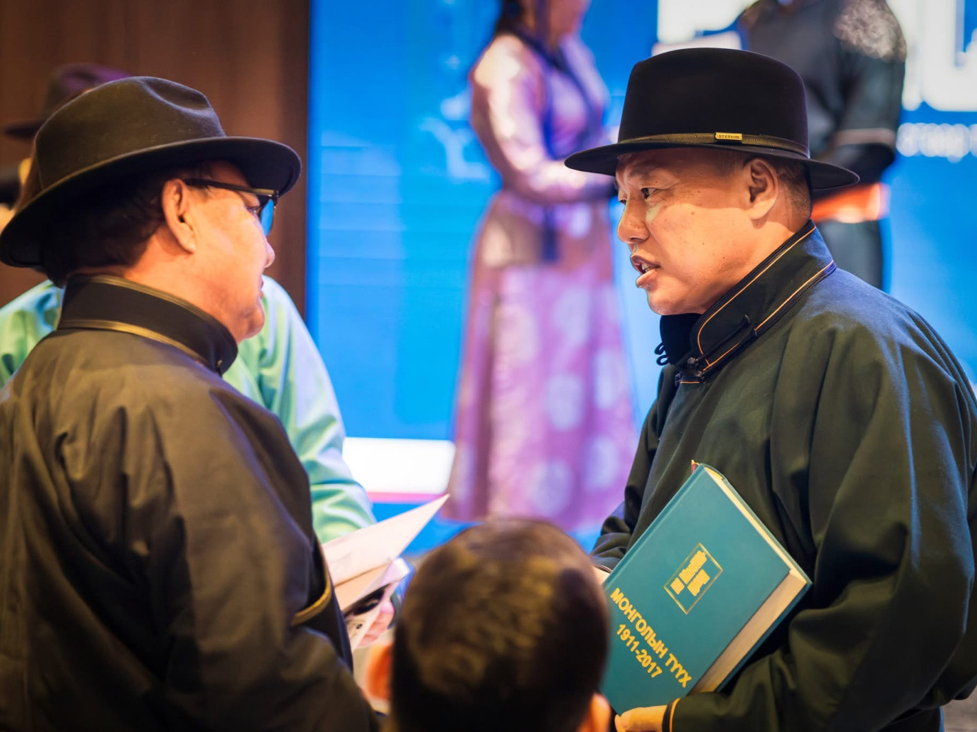 Ардчилсан нам “Тусгаар тогтнолын үнэ цэн” сэдвийн хүрээнд илтгэл, хэлэлцүүлэг зохион байгууллаа