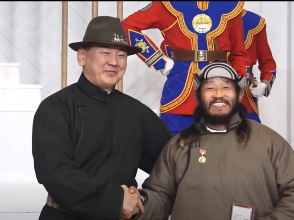 Холимог тулааны "One Championship" холбооны Дэлхийн аварга Б.Энх-Оргилд Монгол Улсын Гавьяат тамирчин цол хүртээлээ