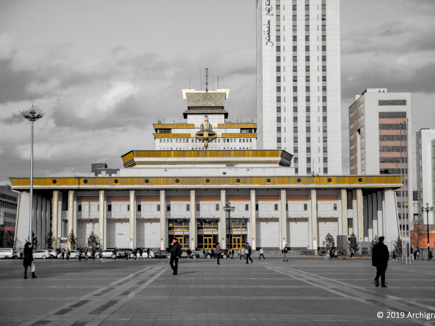 Соёлын төв өргөөг нурааж, хоёр блок бүхий 50 давхар барилга барих төслийг боловсруулах үүрэг өгчээ