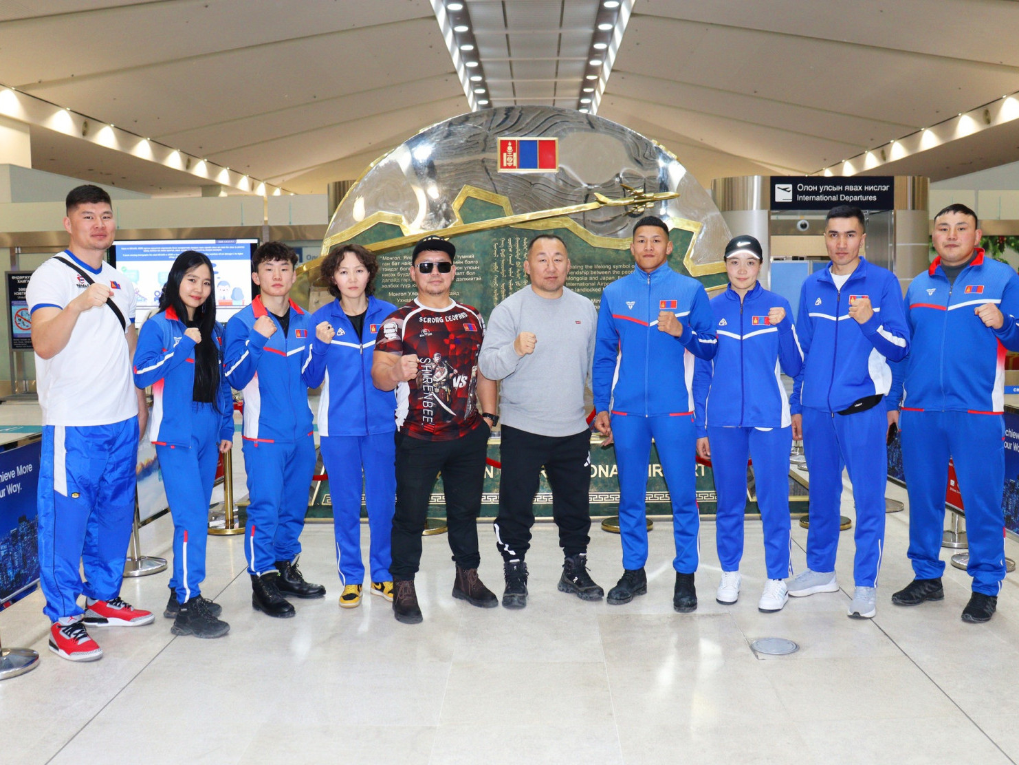 Холимог тулаанчид Азийн аваргыг зорилоо