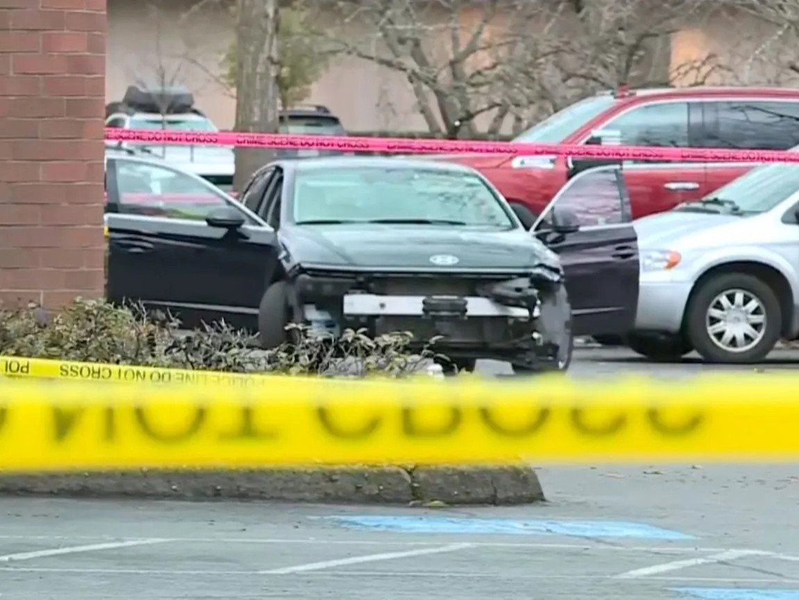 "Венесуэлийн гэмт хэргийн бүлэглэлтэй холбоотой байж магадгүй этгээдийг зогсоох үеэр хоёр хүн шархдсан" гэж мэдээлжээ