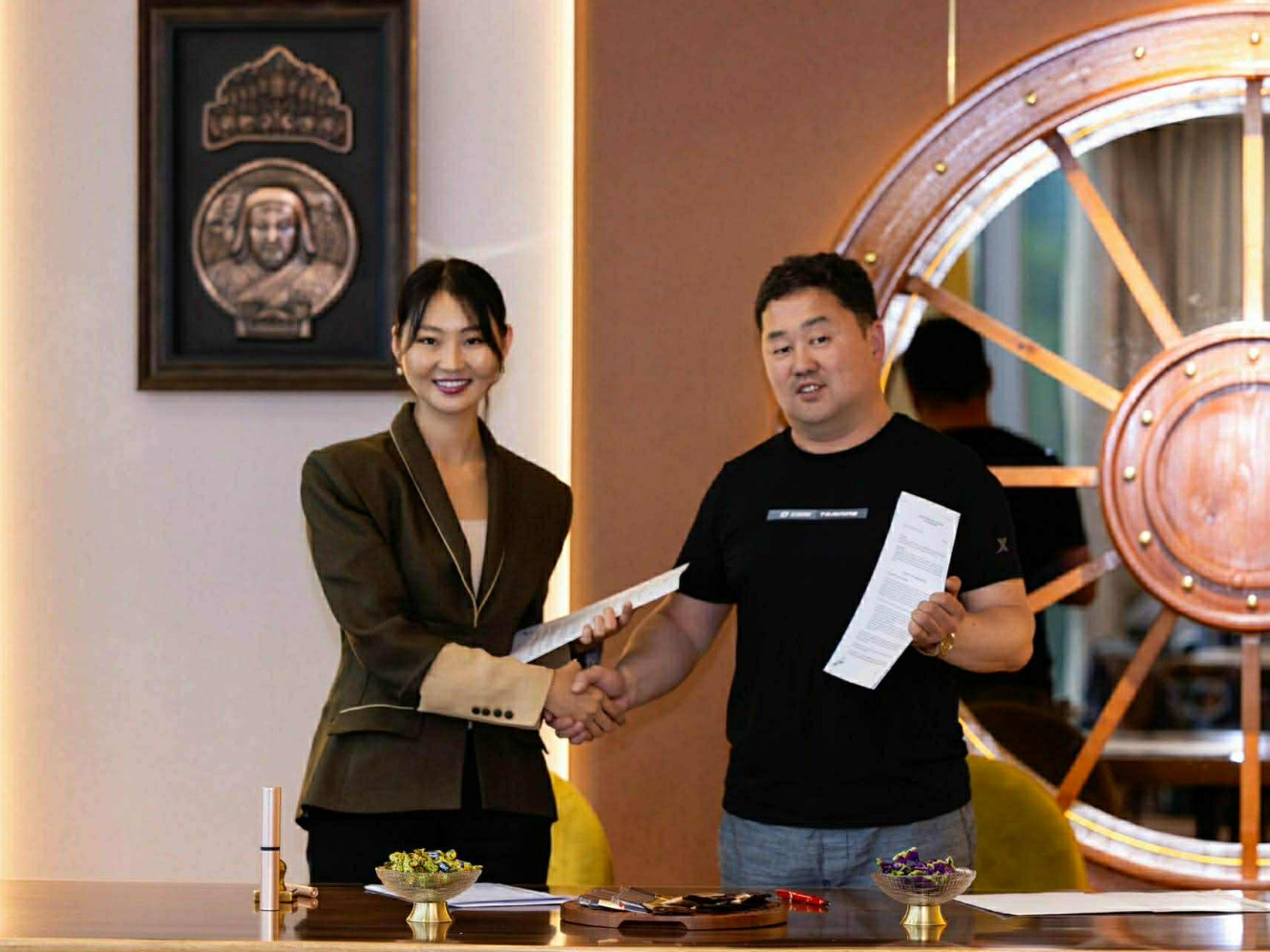 “Хангайн бор” туужаар Холливудын уран сайхны кино бүтээнэ