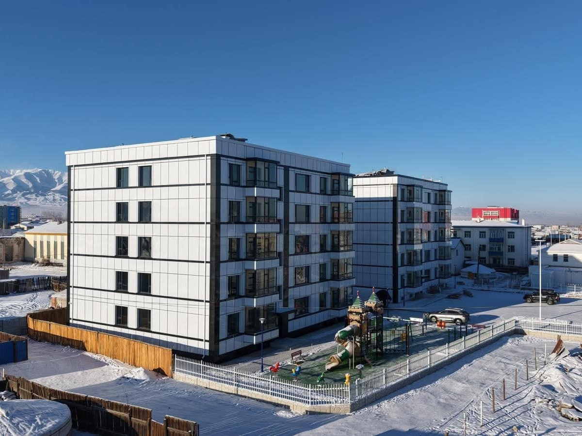 Дуучин С.Жавхлан, Т.Баясгалан нар Улаангомд "Сама" нэртэй хотхон барьж, ашиглалтад оруулжээ