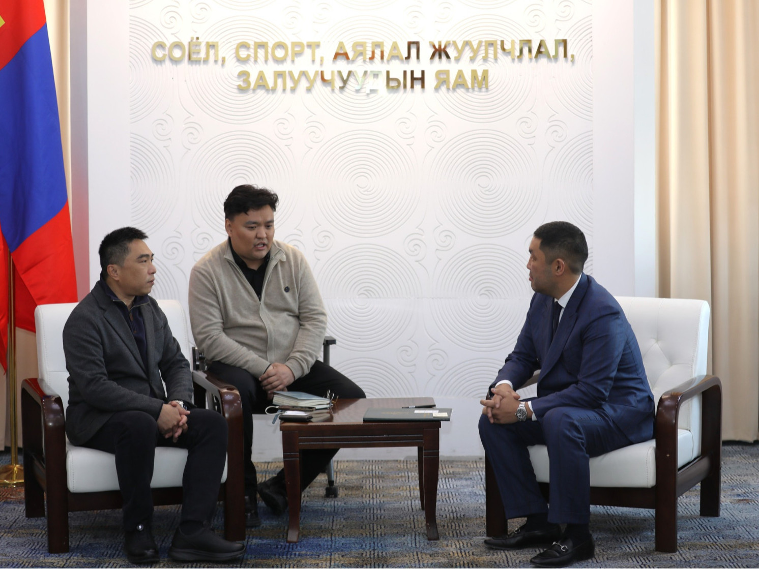 "Spring Airline" компани Шанхай-Улаанбаатар чиглэлд нислэг үйлдэхээр төлөвлөж байгаагаа илэрхийлжээ 