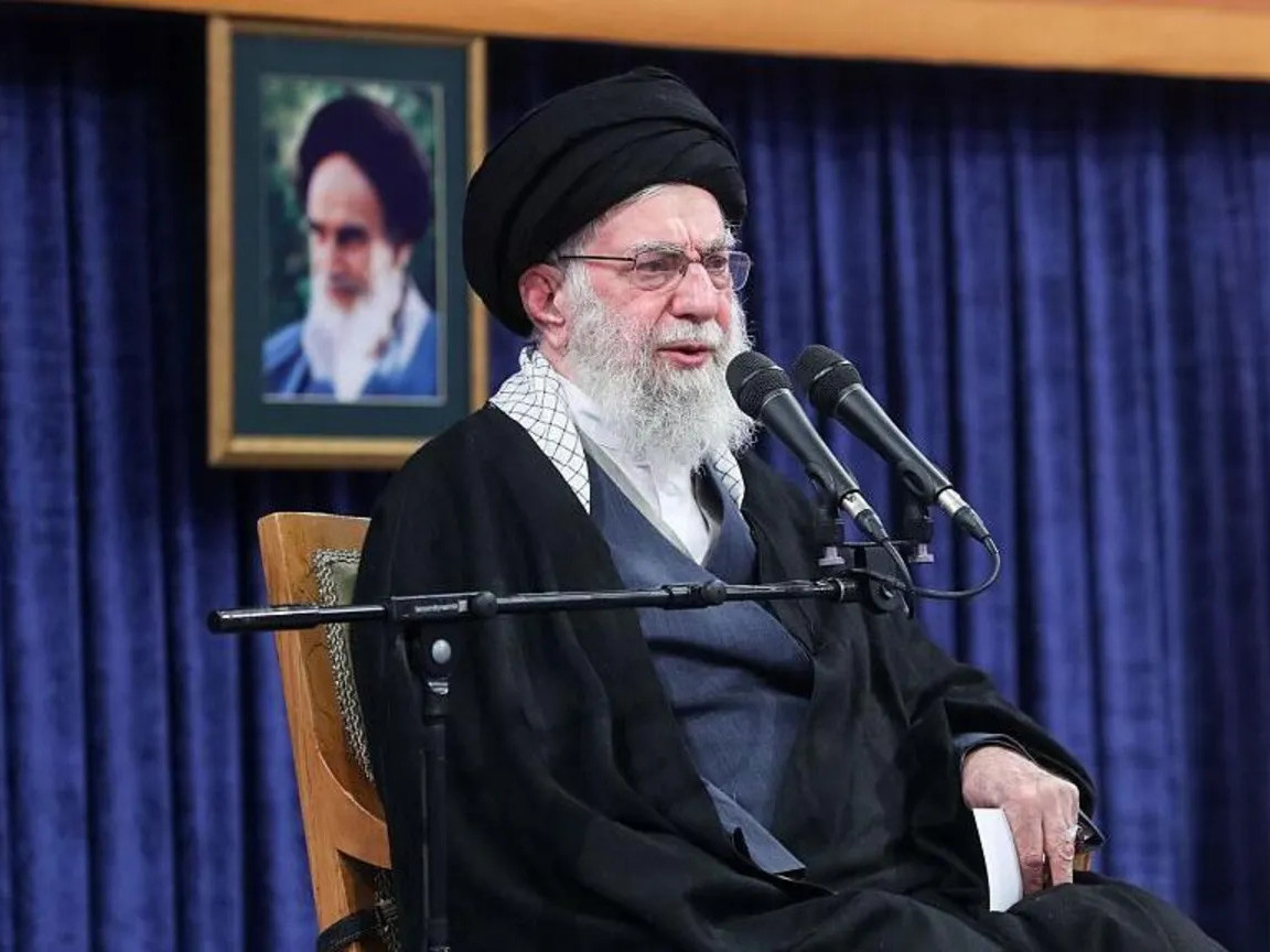 Баасан гарагт товлогдоод байсан АНУ, Ираны хэлэлцээ цуцлагджээ