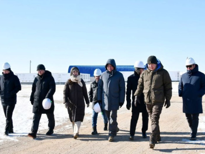 УИХ-ын дарга Н.Учрал Дорноговь аймагт үйл ажиллагаа явуулж буй “Эрдэнэнар” станцын үйл ажиллагаатай танилцжээ