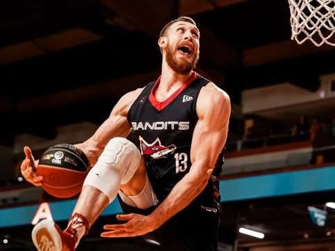 “SG Apes” багийн шинэ тоглогч Жэймс Карник Монголд ирлээ 