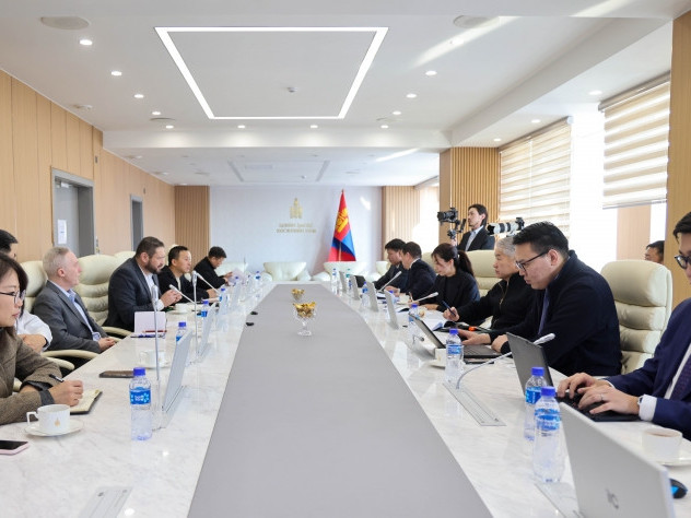 АНУ-ын сэргээгдэх эрчим хүчний компаниудын төлөөллийг хүлээн авч уулзлаа