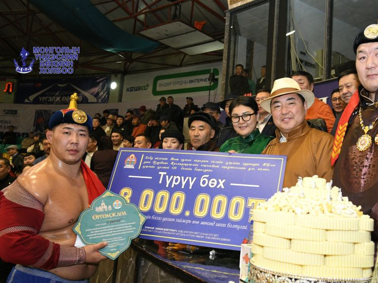 Улсын заан Ц.Мягмарсүрэнгийн нэрэмжит барилдаанд О.Хангай аварга түрүүллээ