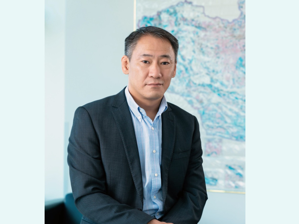 "Оюу толгой" ХХК-ийн гүйцэтгэх захирлаар томилогдсон анхны монгол хүн болох С.Мөнхсүх албан ёсоор ажилдаа оржээ