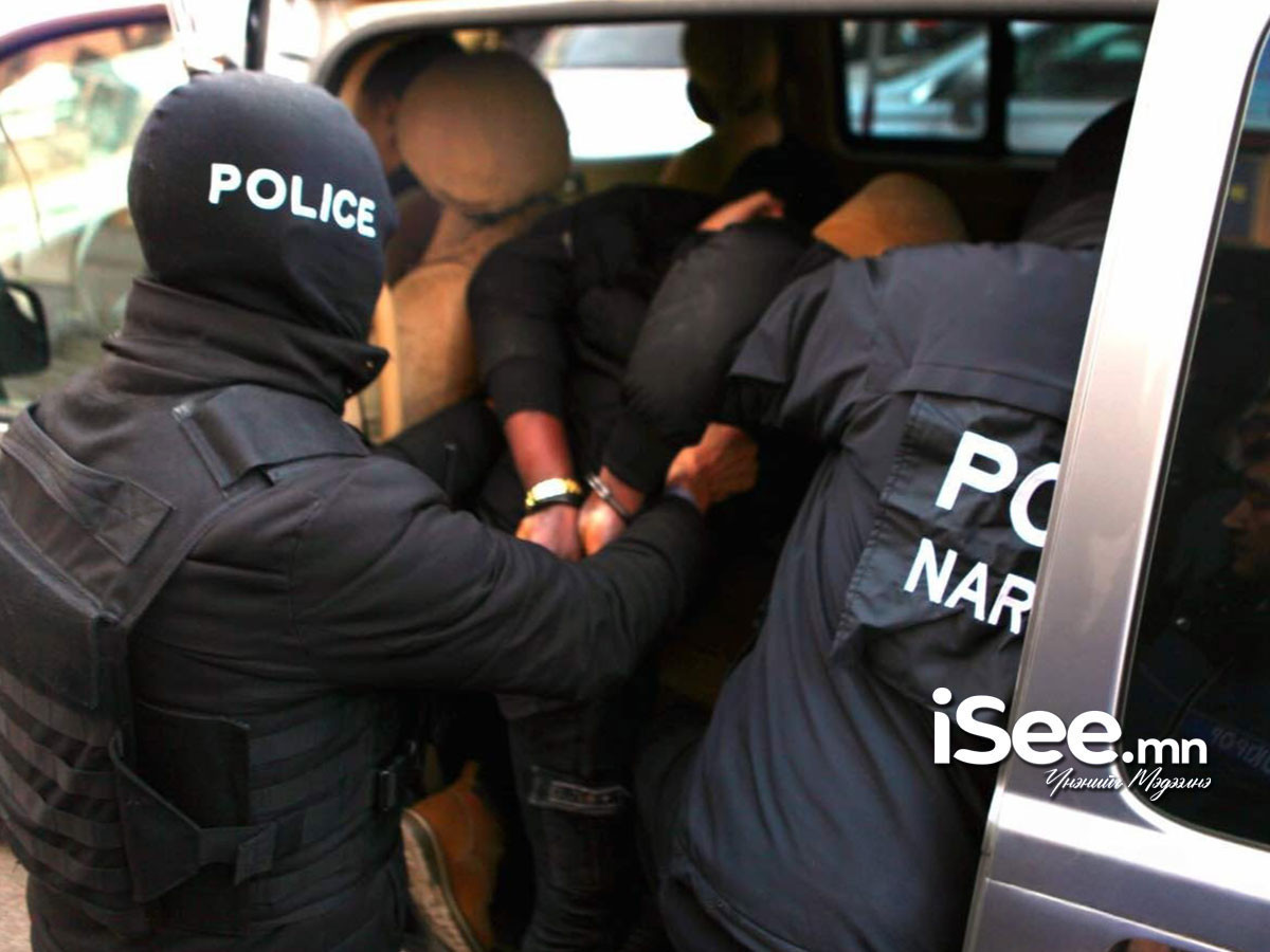 СЭРЭМЖЛҮҮЛЭГ: Байшингийнх нь вакум цонхыг эвдэн орж, гар утас, мөнгөн аяга, хөөрөг хулгайлсныг илрүүлжээ