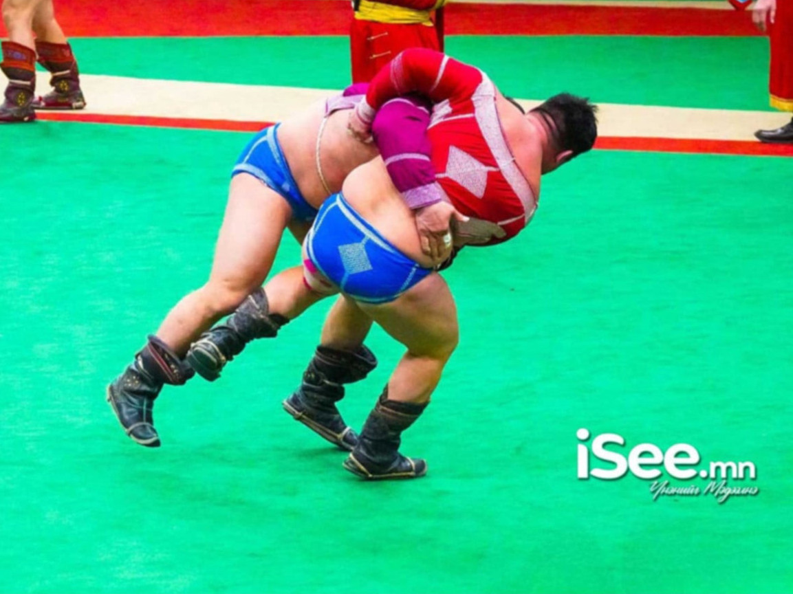 Баянхонгор аймгийн Шинэжинст сумын 70 жилийн ойд зориулсан бөхийн барилдаан энэ сарын 7-нд болно 