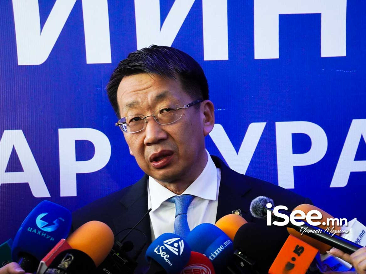 Боловсролын салбарынхан бүх нэмэгдлээ нэмэгдсэн цалингаас авахаар болж, гурван сар үргэлжилсэн асуудалд цэг тавилаа