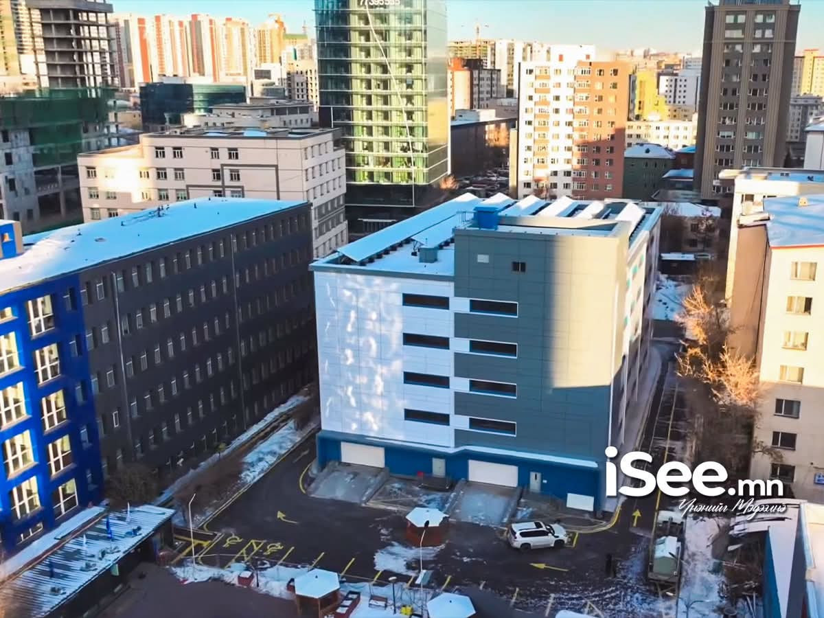 СУРВАЛЖИЛГА: Нэгдүгээр эмнэлгийн 5 давхар автозогсоолыг комисс хүлээн авсан ч “удирдлагууд солигдсон” гээд ашиглалтад оруулахгүй байна гэв