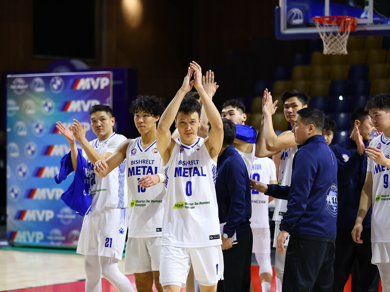 Сагсанбөмбөгийн Үндэсний дээд лигийн улирлын тоглолтууд өндөрлөлөө