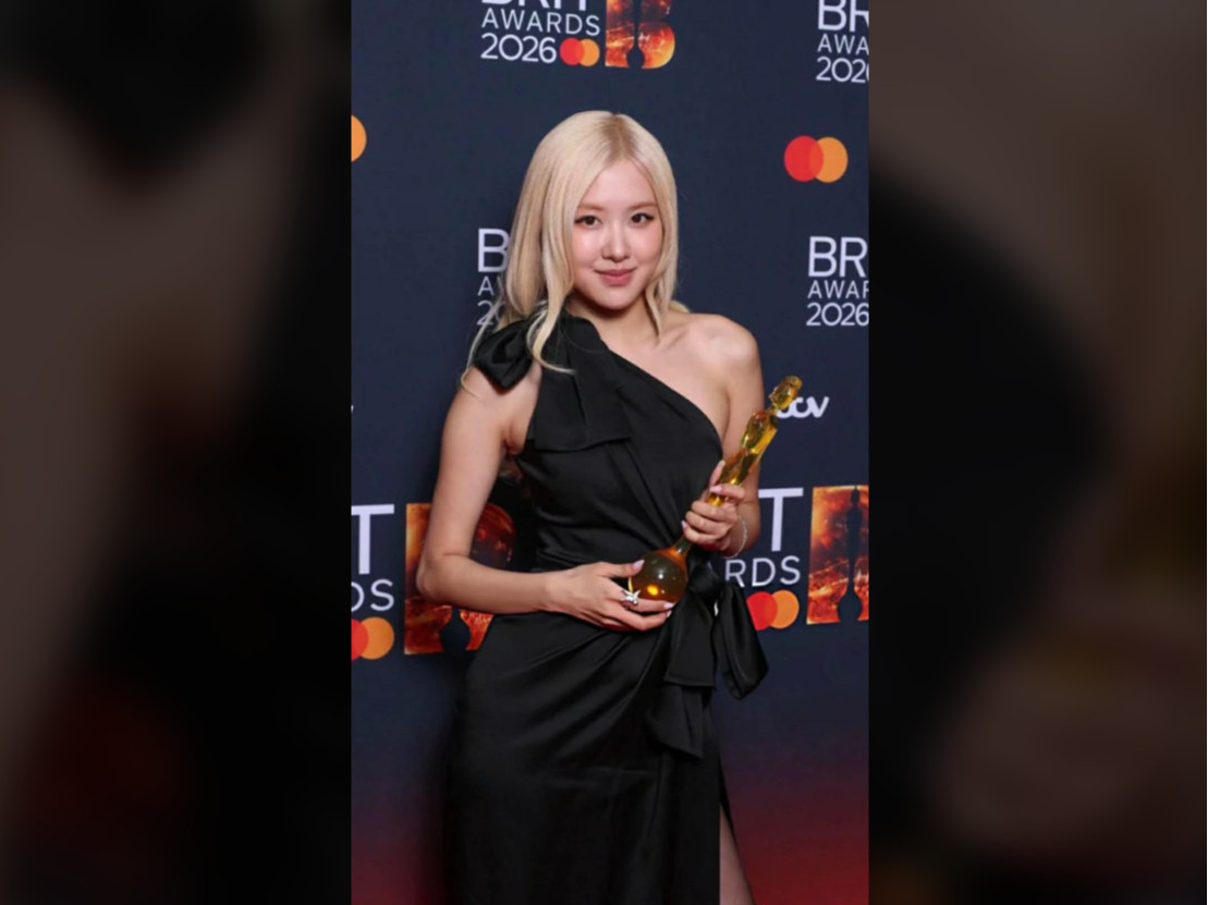 “Blackpink” хамтлагийн гишүүн Rose "BRIT AVARDS 2026"-аас шагнал хүртсэн анхны кпоп уран бүтээлч боллоо