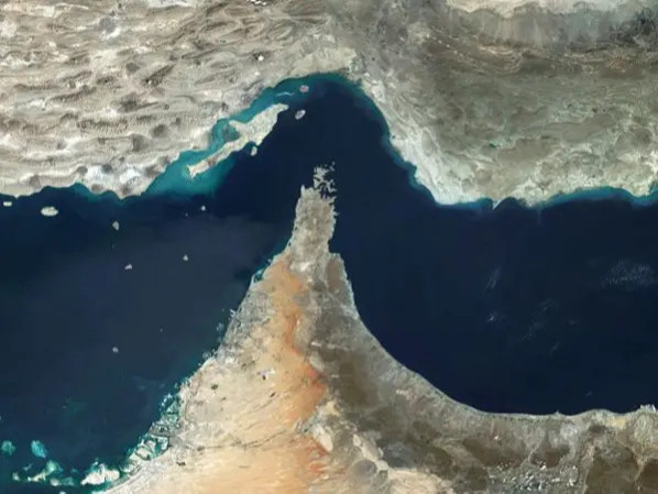 Хятад улс Ирантай Ормузын хоолойгоор зарим ачааг аюулгүй нэвтрүүлэх талаар хэлэлцэж байна гэж мэдээлжээ