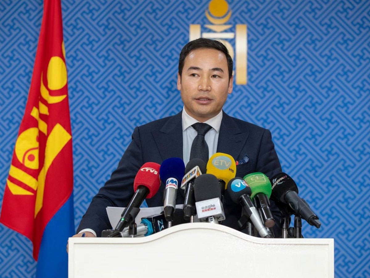 "Чуулганы 70 хувьд суугаагүй УИХ-ын гишүүнийг эргүүлэн татах боломжтой" хуулийн төслийг УИХ-д өргөн барилаа