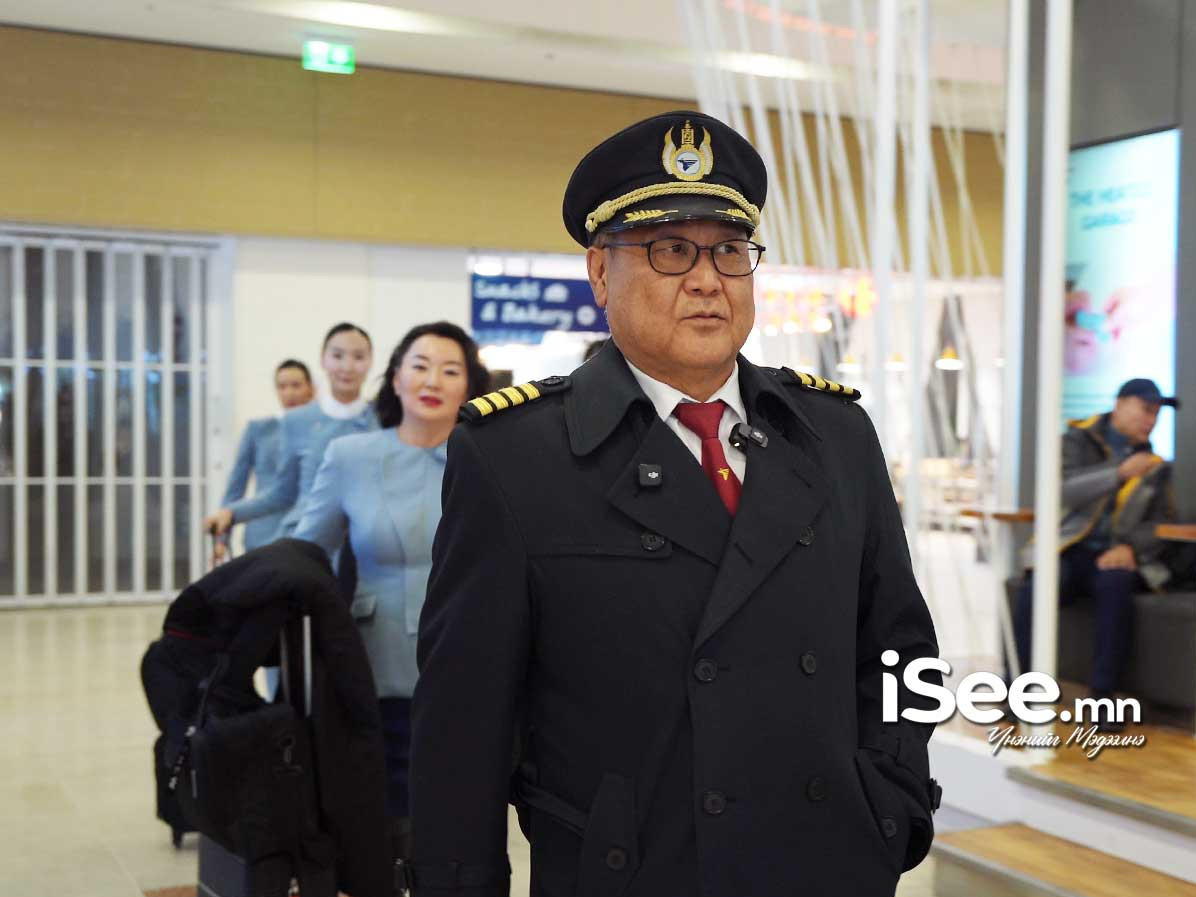 Онц байдлын бүсээс монгол иргэдээ тээвэрлэсэн МИАТ-ийн нислэгийн багийнханд талархал илэрхийллээ