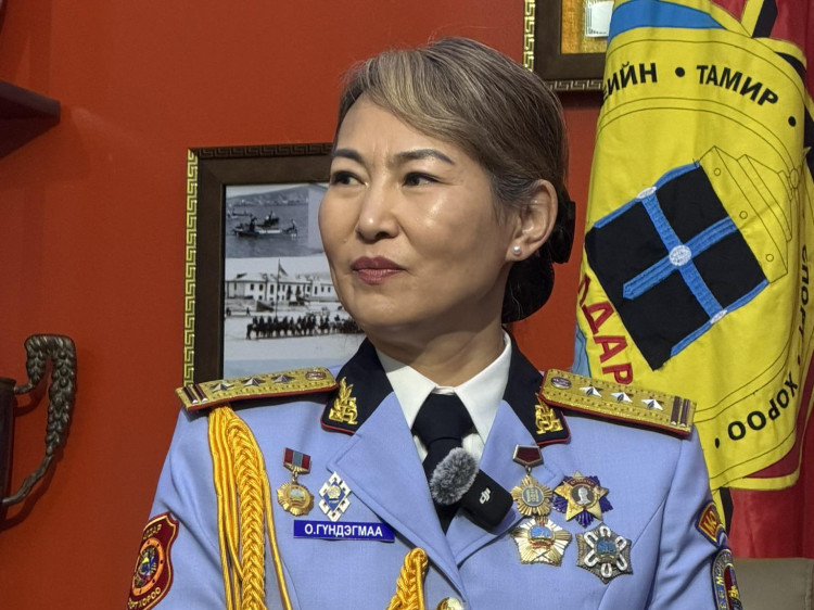 МУГТ О.Гүндэгмаа хурандаа цол хүртлээ 