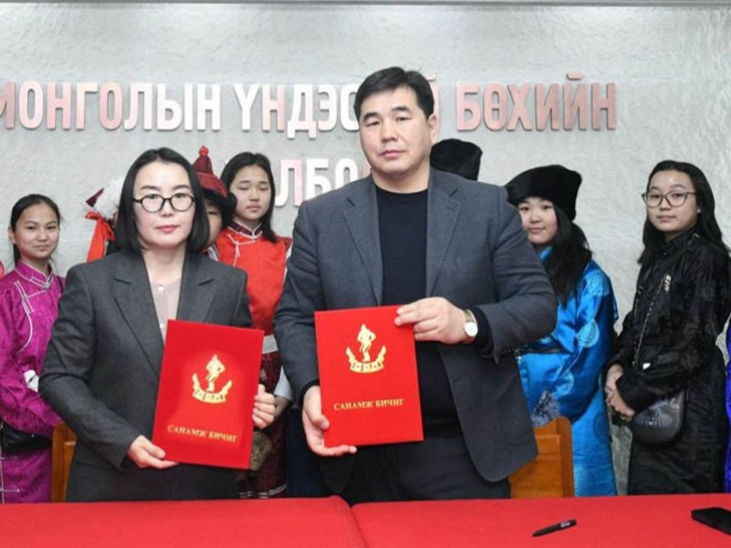 МҮБХ, НЗДТГ хүүхэд, залуучуудад үндэсний бөхийг таниулах, сурталчлах чиглэлээр санамж бичиг байгууллаа