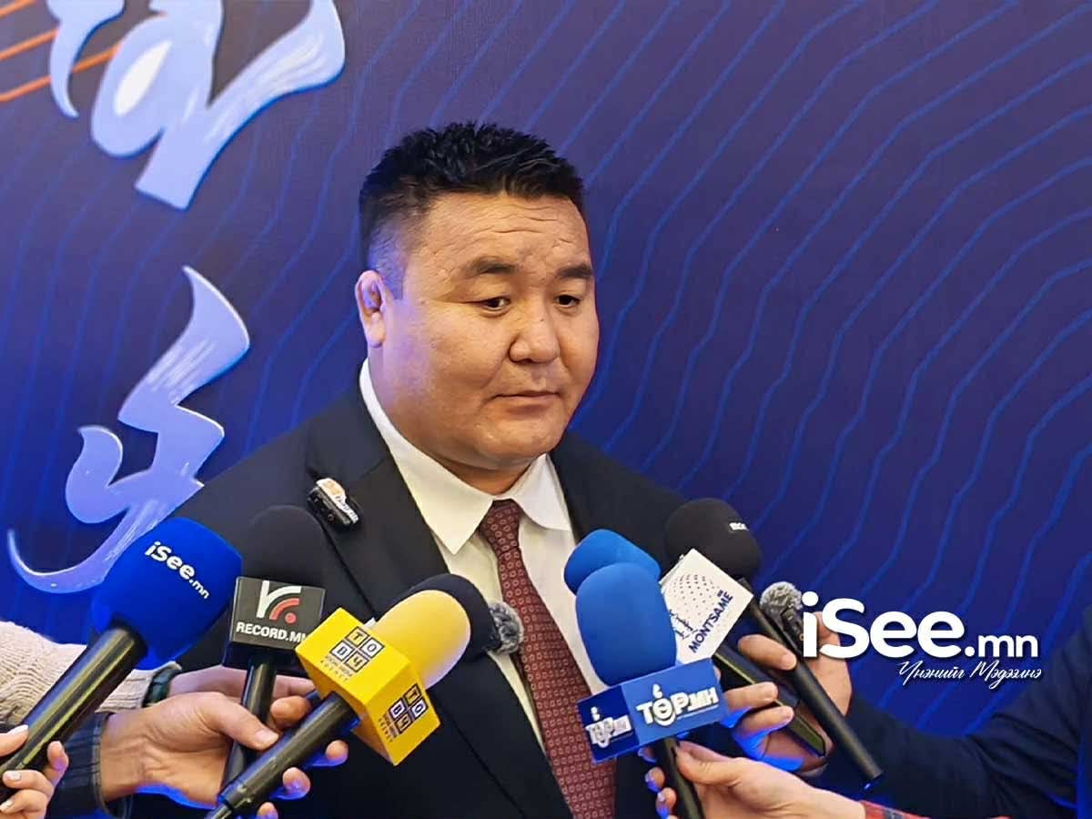 С.Мөнхбат: Монгол эр хүн, Монгол хүн ямар байх ёстой вэ гэсэн ойлголт манай нийгэмд дутмаг байна