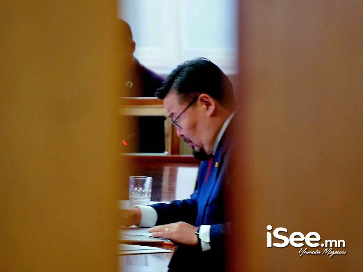 Өнөөдөр ЗГ, МАН-ын УЗ, чуулганы хуралдаанаар ЗГ-ын зарим сайд нарыг чөлөөлөх, томилох танилцуулгыг сонсоно
