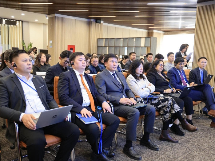 Хөрөнгө оруулагчийн гомдол шийдвэрлэх талаар хэлэлцэв