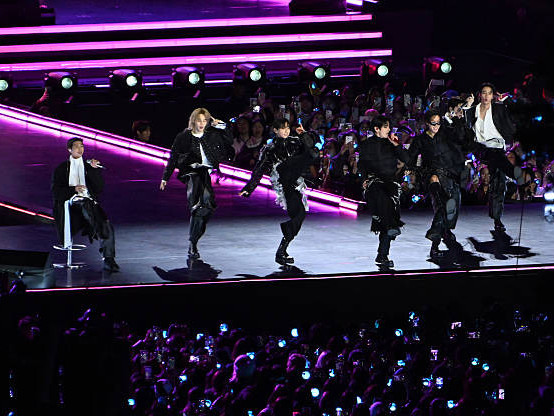 BTS хамтлаг шинэ цомог, Netflix контент болон 20 гаруй улсын аялан тоглолтоо зарлаж, “BTS 2.0” эрин үеэ эхлүүллээ