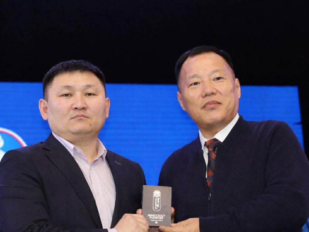 ТОДРУУЛГА: Увс аймгийн Засаг даргын орлогч С.Анхбаяр Ардчилсан намд элсээгүй гэв