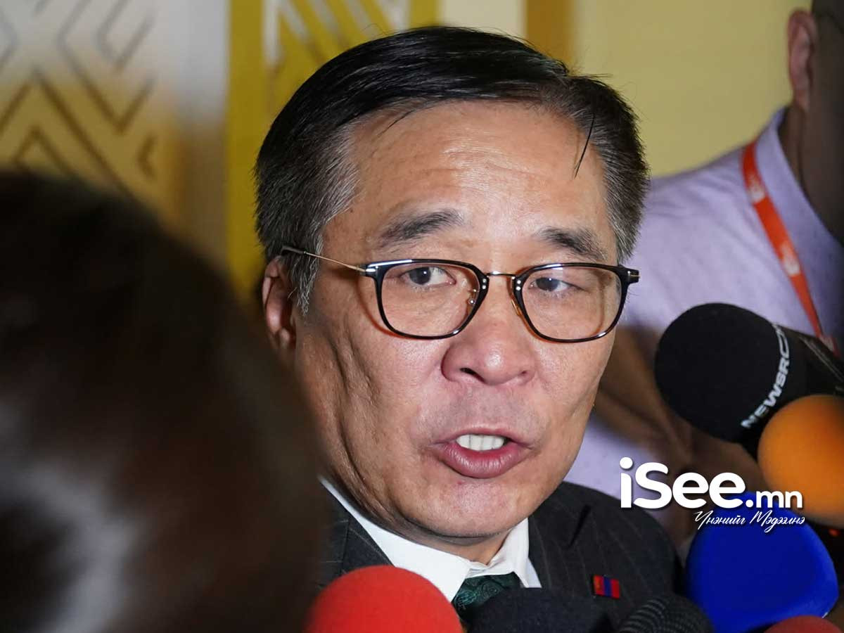 "Б.Батбаатар нь нам бус" гэсэн бичиг ИЗНН-ын удирдлагуудаас Ерөнхий сайд асан Г.Занданшатар ирсэн гэв