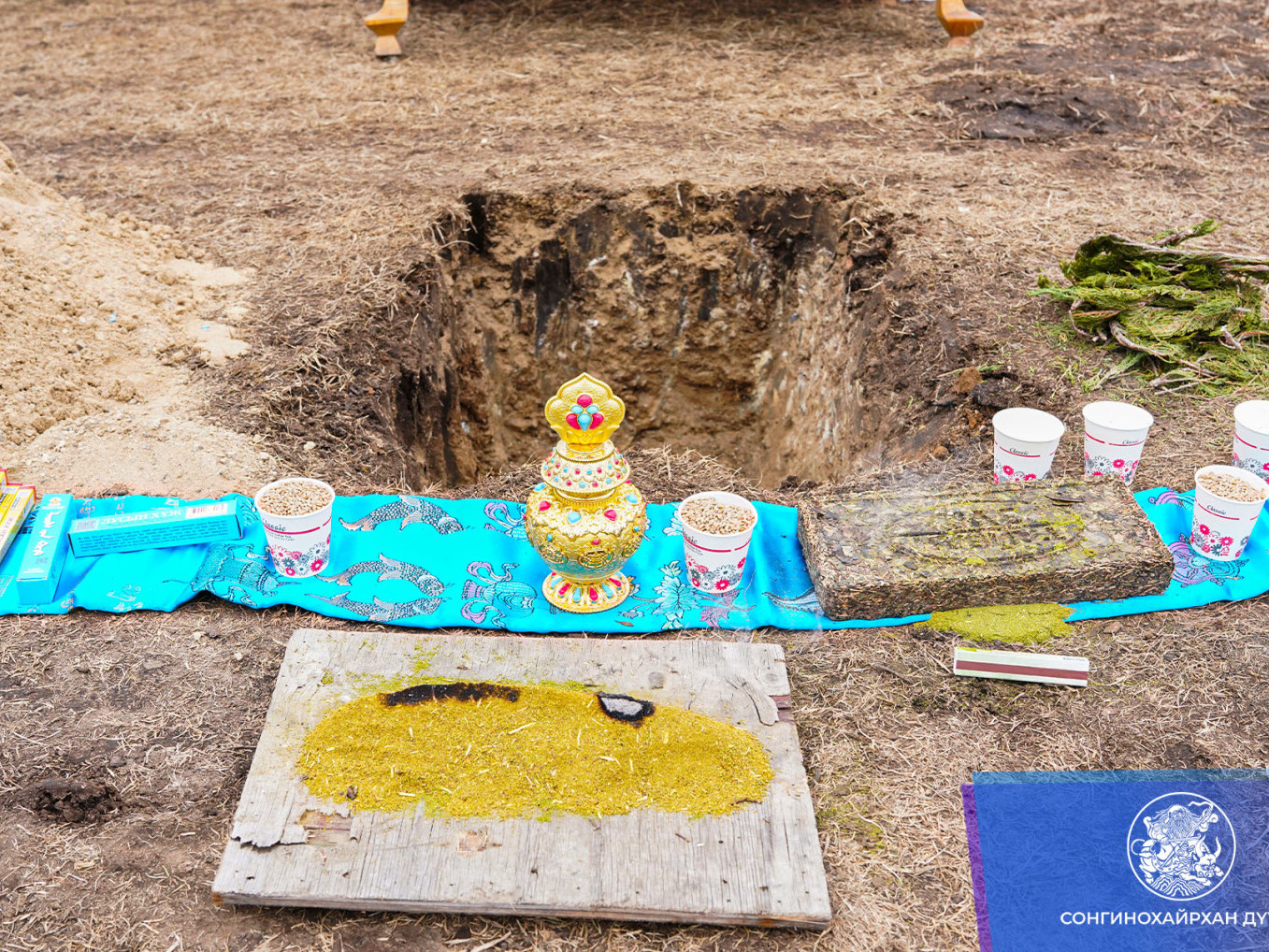 Бумбатын булгийн ус хуримтлуулах хөв цөөрөм байгуулах ажлын шав тавих ёслол боллоо 