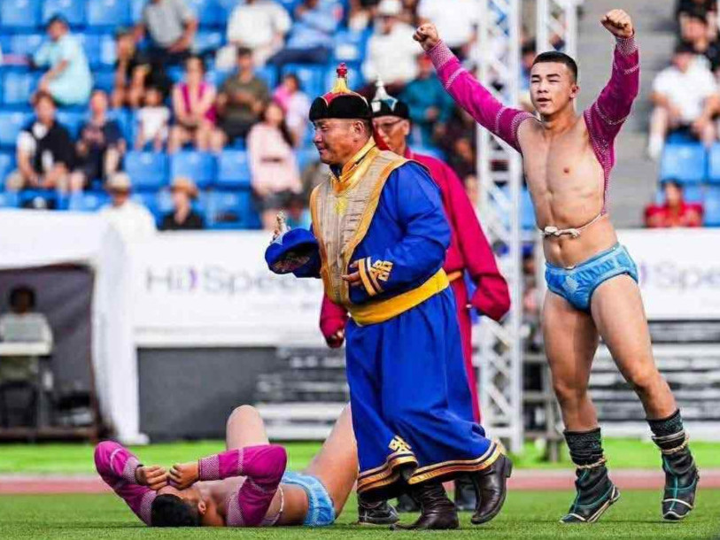 Үндэсний бөхийн оюутны аварга шалгаруулах барилдаан болно