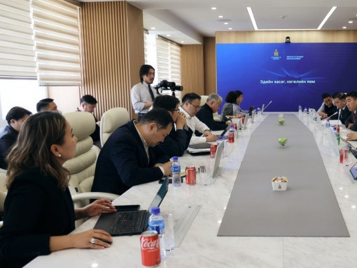 Эдийн засаг, хөгжлийн сайд Ж.Энхбаяр ХХААХҮ-ийн сайд Ц.Идэрбат болон Сангийн яамны удирдлагуудыг хүлээн авч уулзлаа