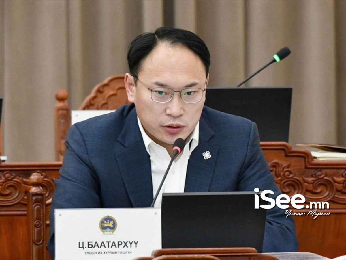 Ц.Баатархүү: 45 төлөөлөгч нийслэлийн харьяа газрын дарга зэрэг давхар албан тушаал хашиж, Хотын даргатаа хяналт тавьж чадахгүй болсон