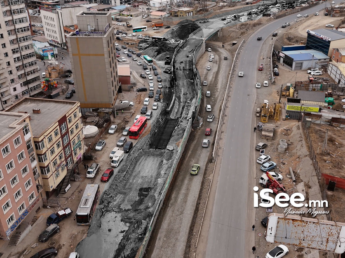 СУРВАЛЖИЛГА: Дөрвөн жилийн өмнө эхэлсэн Гэмтлийн эмнэлгийг “Содон хороолол”-той холбосон замын ажил 2024 онд бүрэн дуусах байсан ч одоог хүртэл дуусаагүй, үргэлжилж байна
