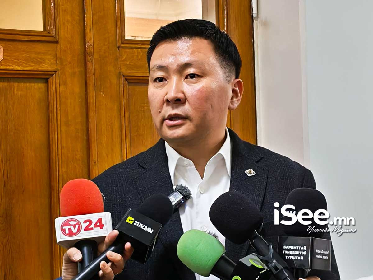 Э.Бат-Амгалан: “Солонго 1,2” төслийн эхний 2500 айлын орон сууцыг наадмын дараа Улсын комисст хүлээлгэж өгнө