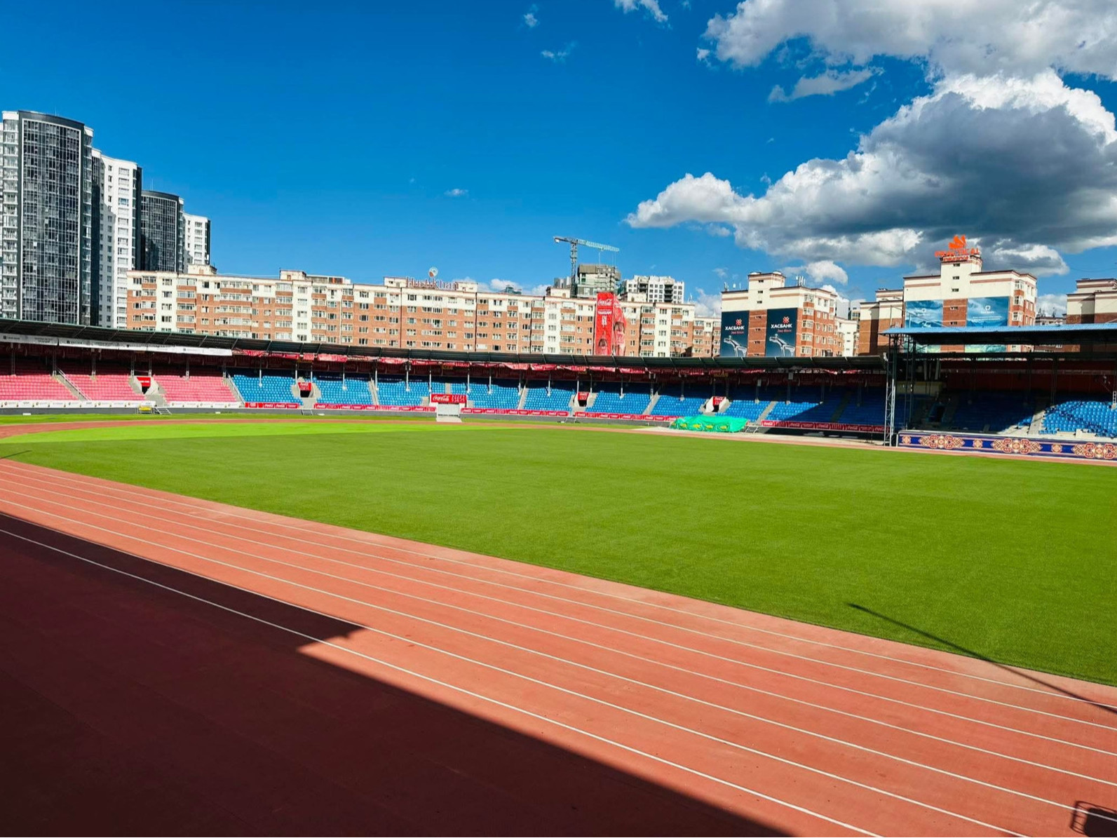 Төв цэнгэлдэх хүрээлэнг маргаашаас эхлэн энэ сарын 30-ныг хүртэл иргэдэд нээлттэй болгоно 