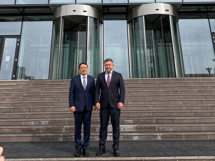 Монголбанкны Ерөнхийлөгч С.Наранцогт БНКУ-ын Үндэсний банкны Ерөнхийлөгч Тимур Сулейменовтой уулзлаа