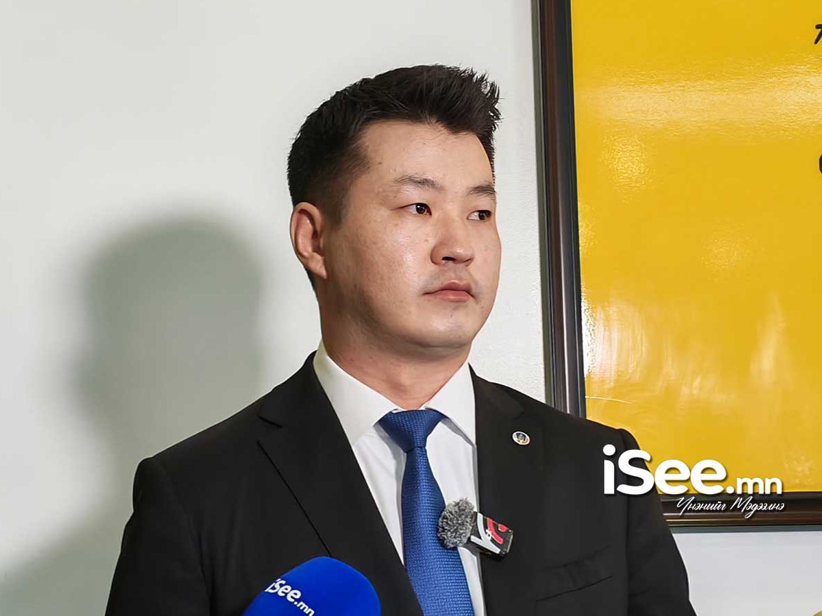 Б.Билэгт: Замын-Үүд дэх Гаалийн газарт бүлэглэн хахууль авсан байж болзошгүй хэрэгт дөрвөн хүнийг шалгаж, гурван этгээдийг яллагдагчаар татсан