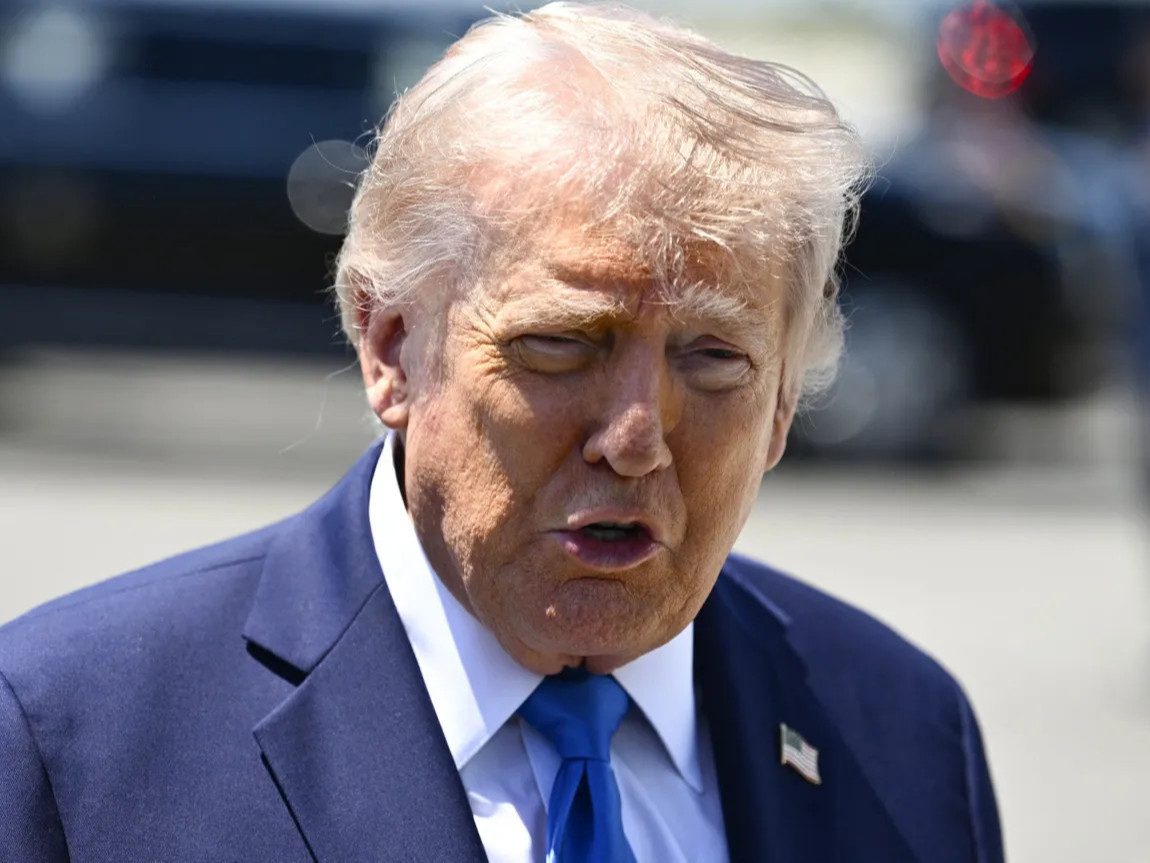 Д.Трамп Ирантай хэлэлцээ хийх АНУ-ын төлөөлөгчдийн айлчлалыг цуцлаж, "Иран хэлэлцэхийг хүсвэл утсаар холбогдох ёстой” гэж мэдэгджээ