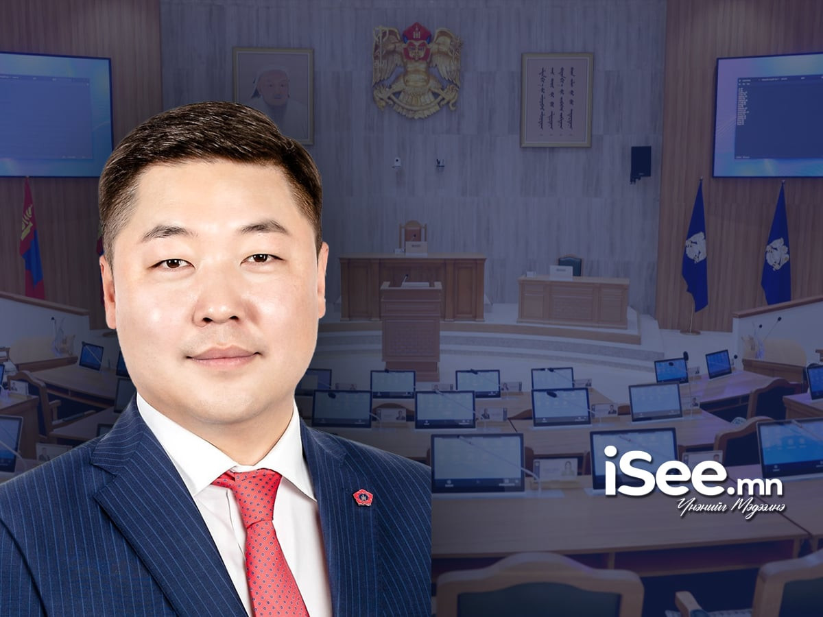 НИТХ-ын даргад яригдаж буй Д.Ихбаяр “Их Засаг”-аас ажлын гараагаа эхэлж, С.Эрдэнийн нөлөөгөөр Баянгол дүүрэгт танигдаж байжээ