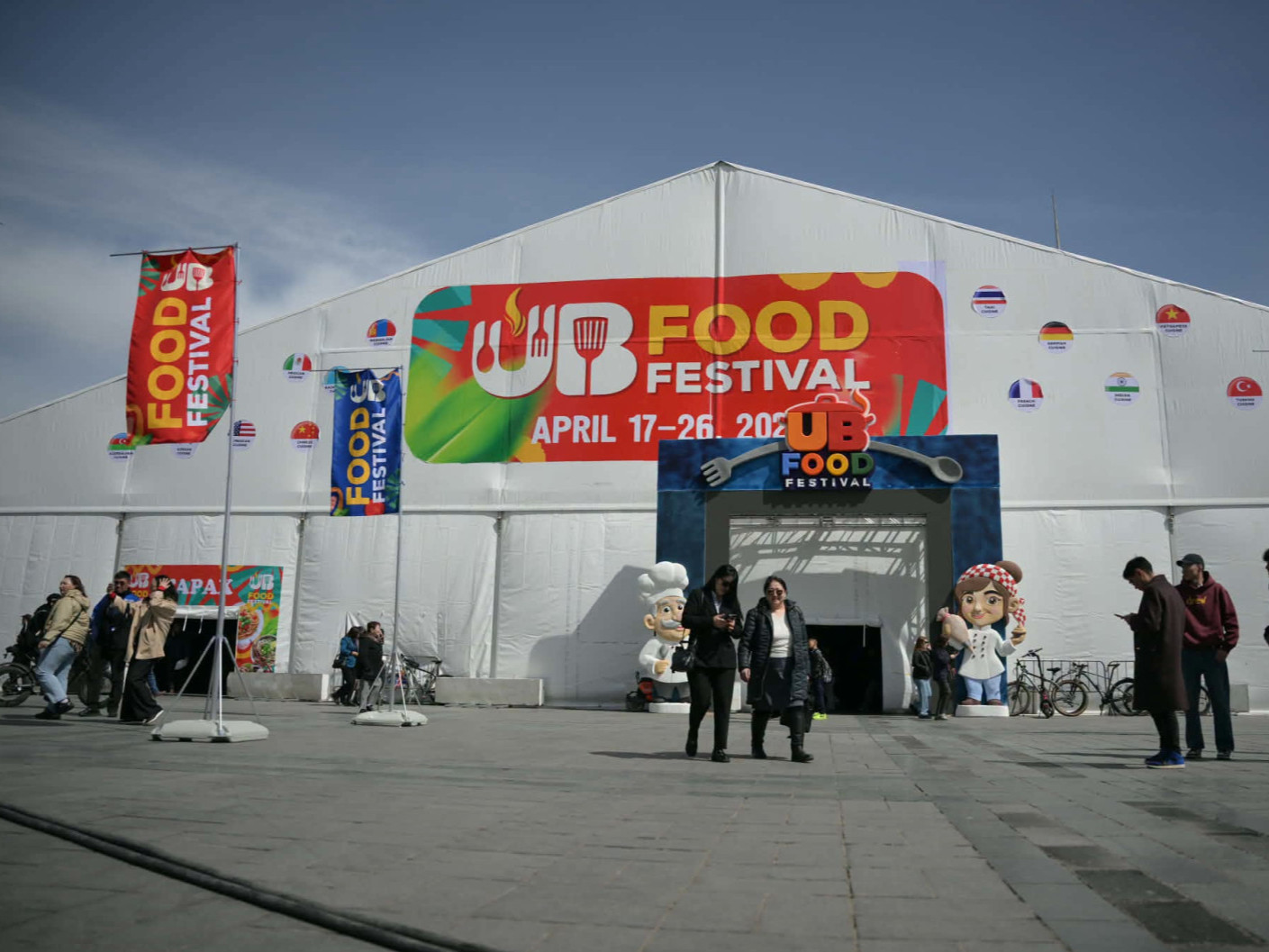 Ерөнхий сайд Н.Учралын даалгаврын дагуу Д.Сүхбаатарын талбайд барьсан асрыг буулгаж байна