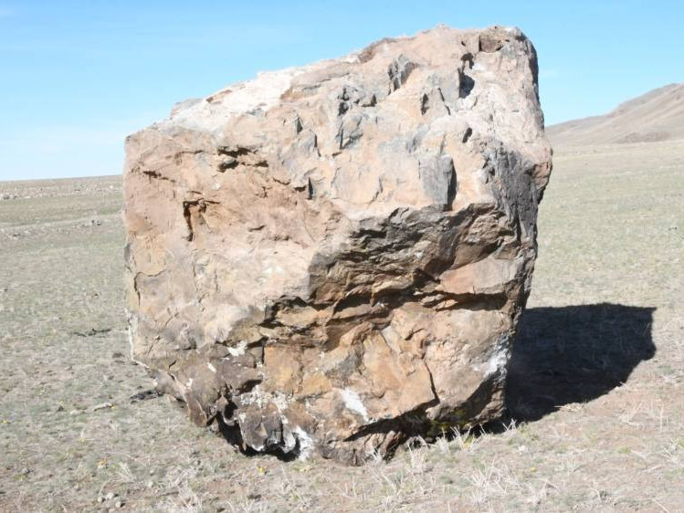 ВИДЕО: Увс аймгийн Малчин суманд хадан нуранги үүсчээ